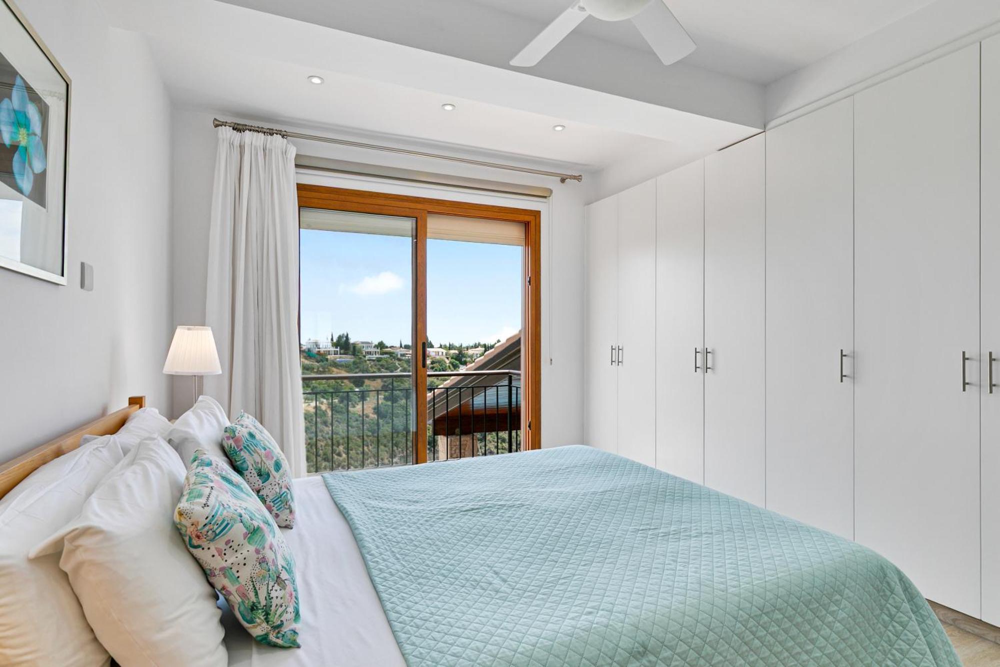 4 Bedroom Villa Helidoni With Private Infinity Pool, Aphrodite Hills Resort Kouklia Eksteriør billede