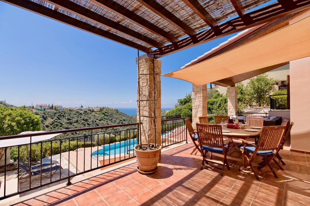 4 Bedroom Villa Helidoni With Private Infinity Pool, Aphrodite Hills Resort Kouklia Eksteriør billede