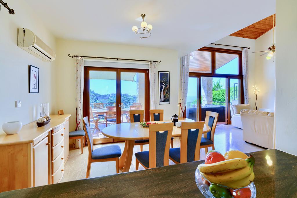 4 Bedroom Villa Helidoni With Private Infinity Pool, Aphrodite Hills Resort Kouklia Eksteriør billede